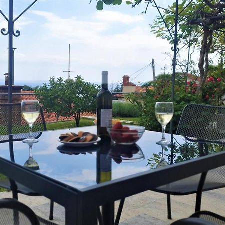 Apartments Anamarija أوباتيا المظهر الخارجي الصورة