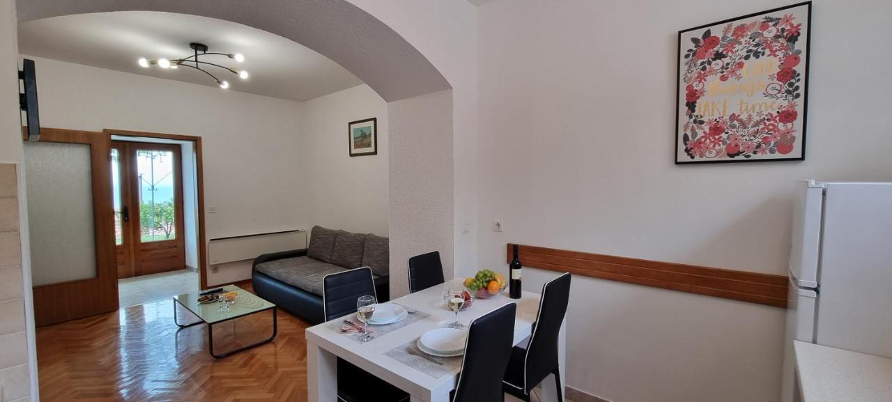 Apartments Anamarija أوباتيا المظهر الخارجي الصورة