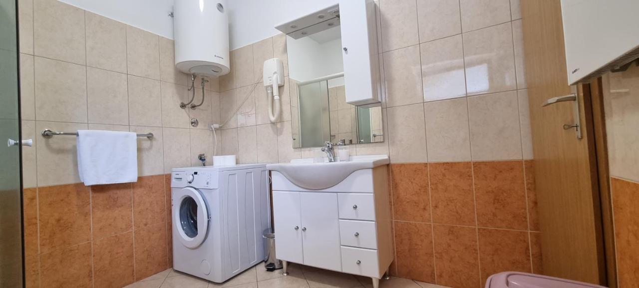 Apartments Anamarija أوباتيا المظهر الخارجي الصورة
