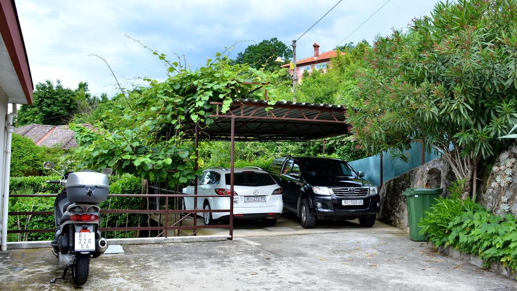 Apartments Anamarija أوباتيا المظهر الخارجي الصورة